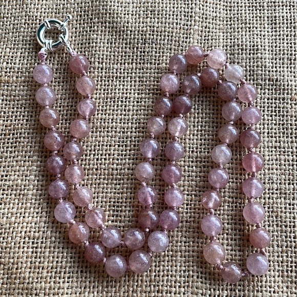 Strawberry quartz 8mm Knotted Necklace Handmade New Rare amazing quality - Picture 1 of 14